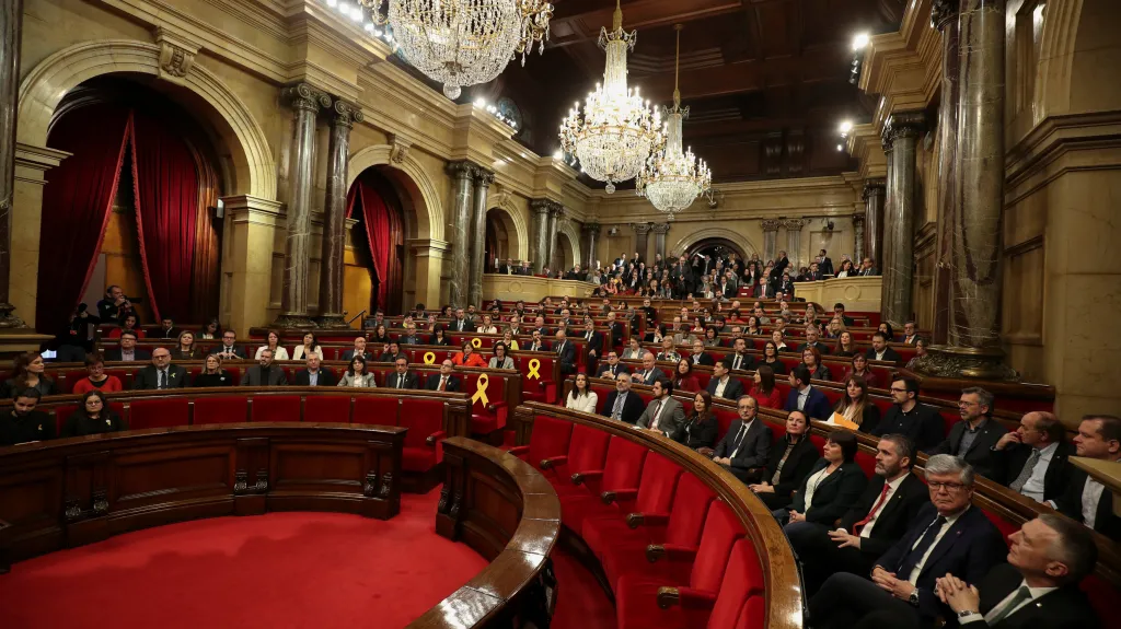 Zasedání katalánského parlamentu