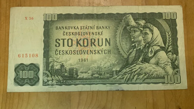 Nejznámější stokoruna z roku 1961 platila téměř 31 let