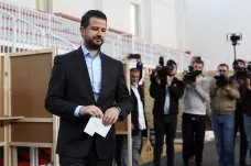 V Černé Hoře porazil v prezidentské volbě politický nováček matadora Djukanoviče