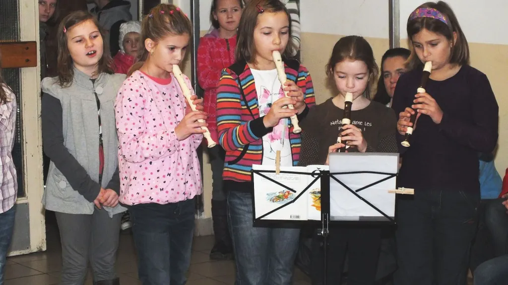 Adventní jarmark v ZŠ Slovákova v Boskovicích