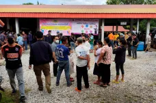 Při střelbě ve školce na severu Thajska zemřelo nejméně 38 lidí. Podezřelý spáchal sebevraždu