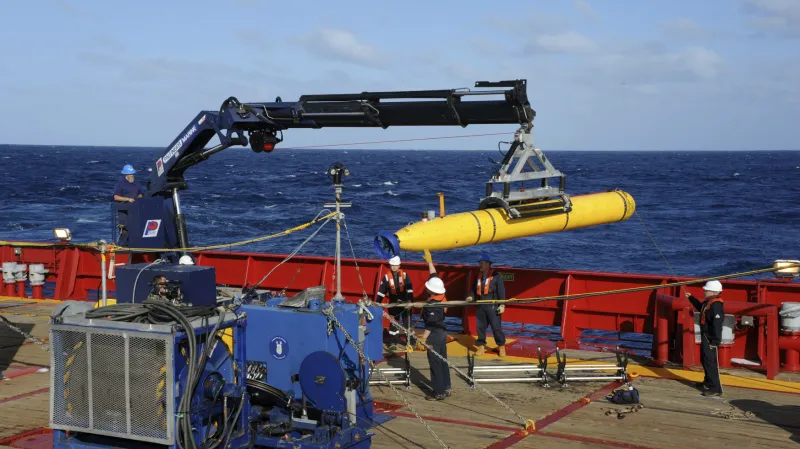 Robotická ponorka Bluefin-21