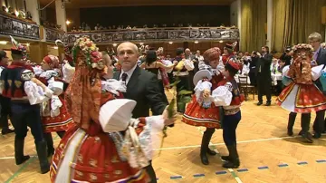 Krojový ples ve Vlčnově