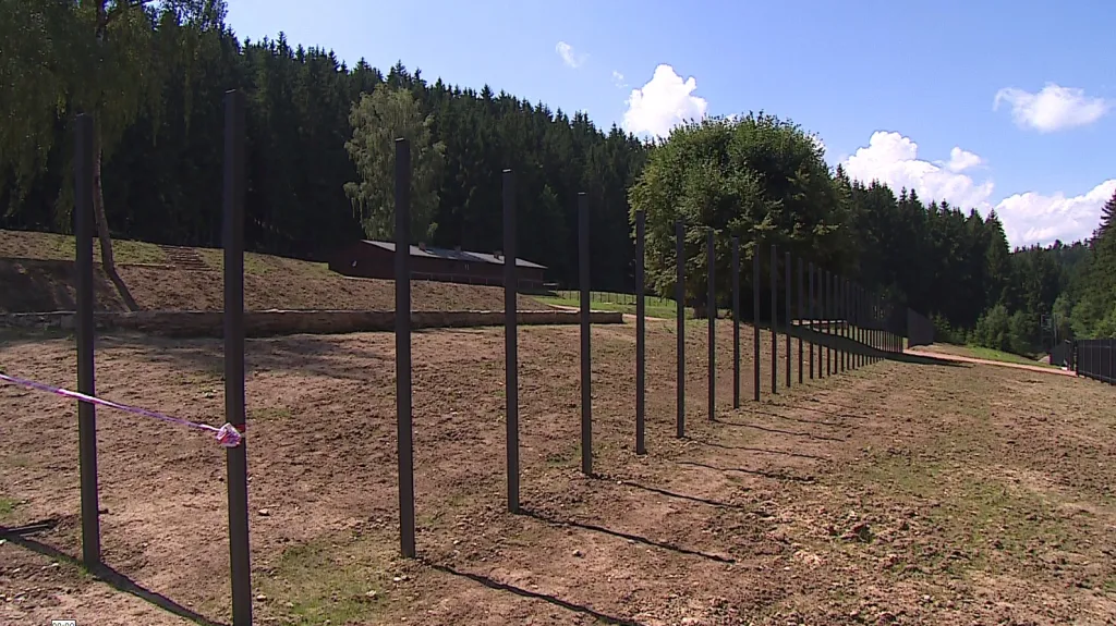 Památník romského holocaustu v Hodoníně u Kunštátu