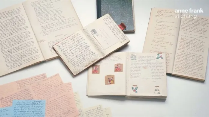 Exempláře vystavené v Domě Anny Frankové