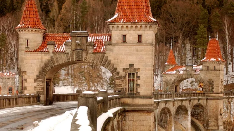 Labská přehrada Les Království