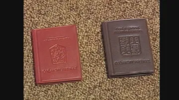 Občanské průkazy z osmdesátých let