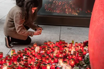 Koncerty, debaty i shromáždění. Listopadové události si připomene celé Česko
