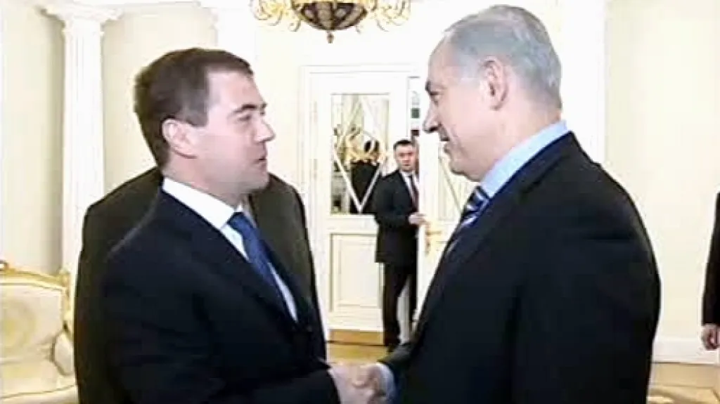 Dmitrij Medveděv a Benjamin Netanjahu