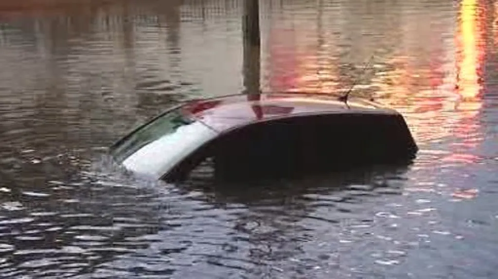 Zaplavené auto