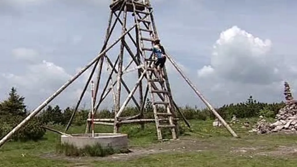 Rozhledna na Velké Deštné