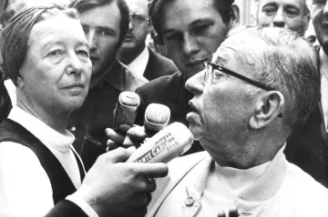 Recenze: Tohle raději nečtěte. Tony Judt ukazuje, jak inteligence omlouvala zločiny komunismu