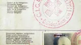 Eichmannův pas vydaný Červeným křížem