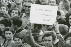 Před 50 lety si lidé chtěli připomenout osvobození Plzně americkou armádou. Komunisti je rozehnali