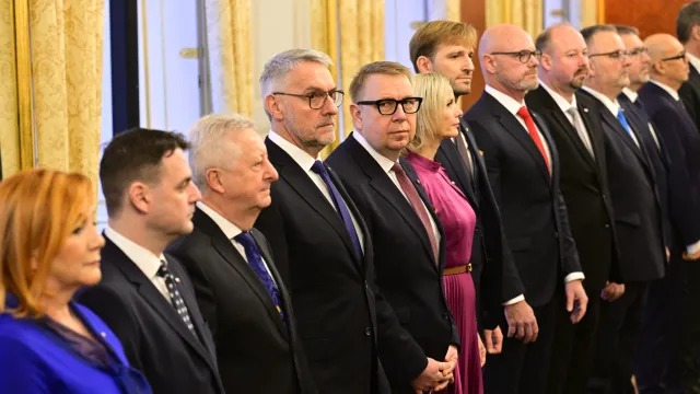 Prezident jmenoval vládu Andreje Babiše