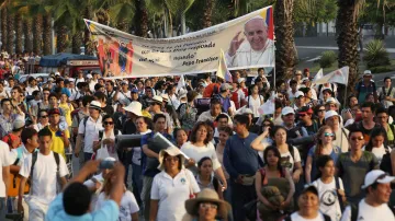 Papeže Františka v Ekvádoru vítaly davy lidí