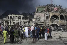Lagosem otřásl mohutný výbuch. V nigerijské vládní čtvrti zničil padesát budov