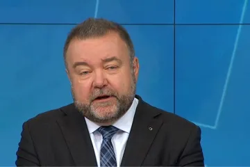 Karas: GRU má na kontě řadu diverzních akcí. Ruská média zmínila vyhoštění, výbuch téměř vůbec