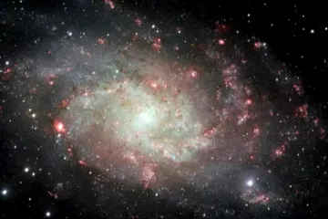 Vesmír jednou velmi pomalu zemře, říká držitel Nobelovy ceny Wilson