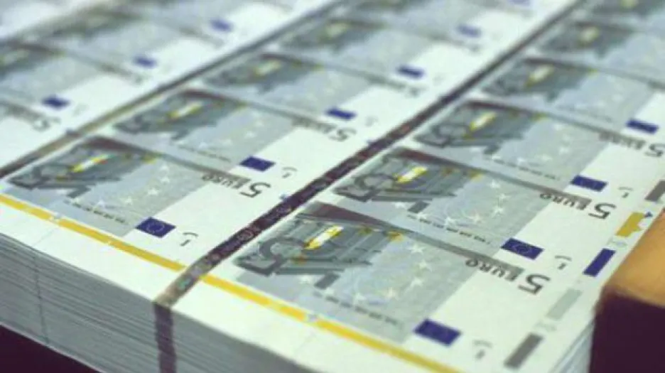 Problémy eurozóny trápí i banky