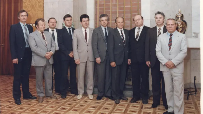 Jaromír Ulč (vlevo) v roce 1987 v Moskvě s kolegy z KGB