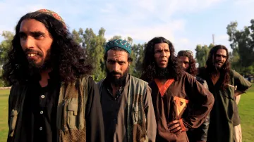 Příslušníci Islámského státu, kteří se v Afghánistánu vzdali (listopad 2019)