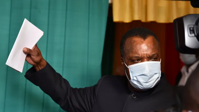 Denis Sassou-Nguesso u voleb