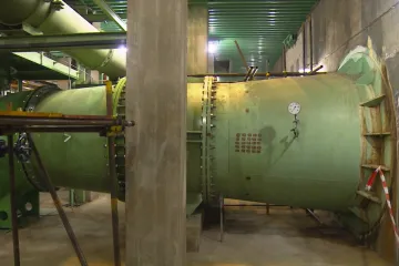 Potápeči v Dukovanech opravují potrubí, údržbu vyžadují i chladicí věže elektrárny