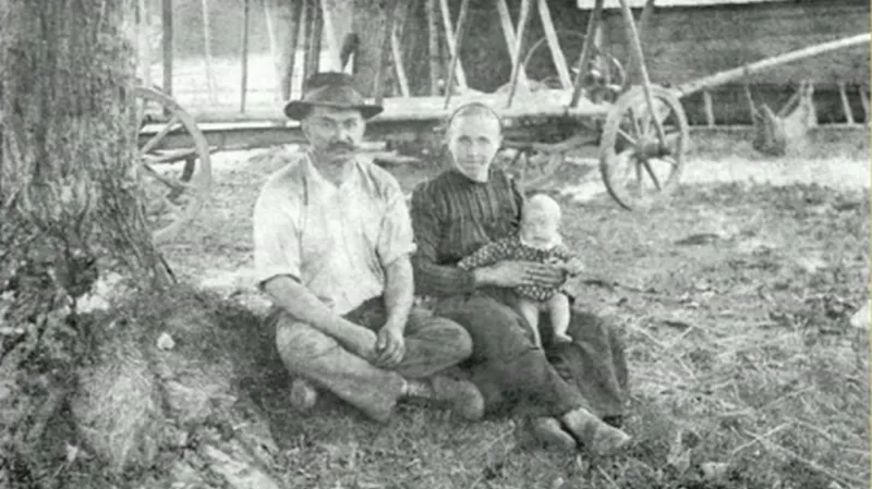 Dobové foto rodu Vařákových