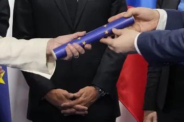 Česku začíná evropský úkol, v rámci předsednictví bude řešit Ukrajinu i ekonomické výzvy