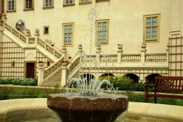 AVÍZO: Speciální prohlídky na zámku v Mníšku