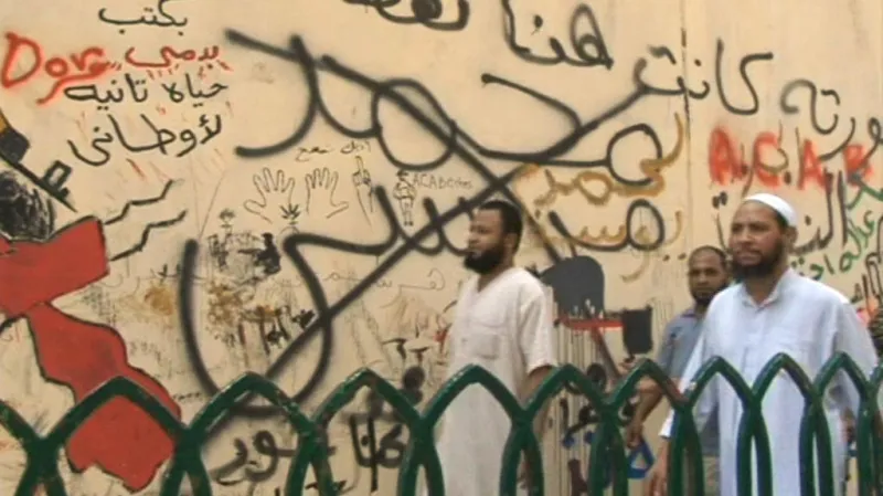 Graffiti na káhirském náměstí Tahrír