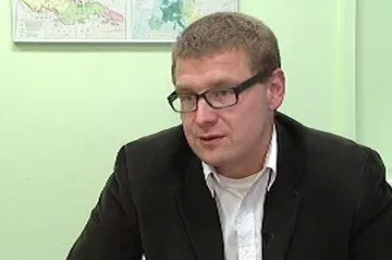 Nehrající kapitán M. T.