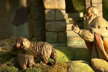 Vůně smrčiny a betlém bez Ježíška. Chrámy páně se chystají na vánoční slavnosti