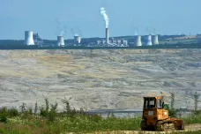 Morawiecki odmítá zastavení těžby v Turówu, doufá v pokrok při jednání s novou českou vládou