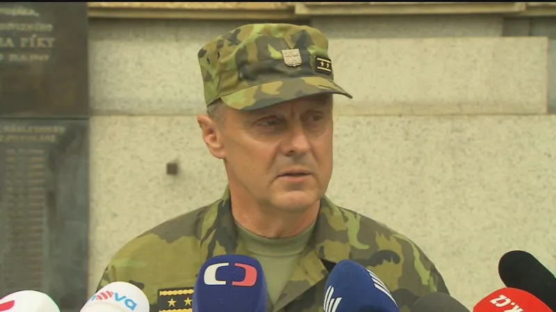 Zástupce náčelníka generálního štábu: „Tito vojáci jsou pro nás hrdinové. Zahynuli v boji proti terorismu daleko, tisíce kilometrů od svých rodin.“