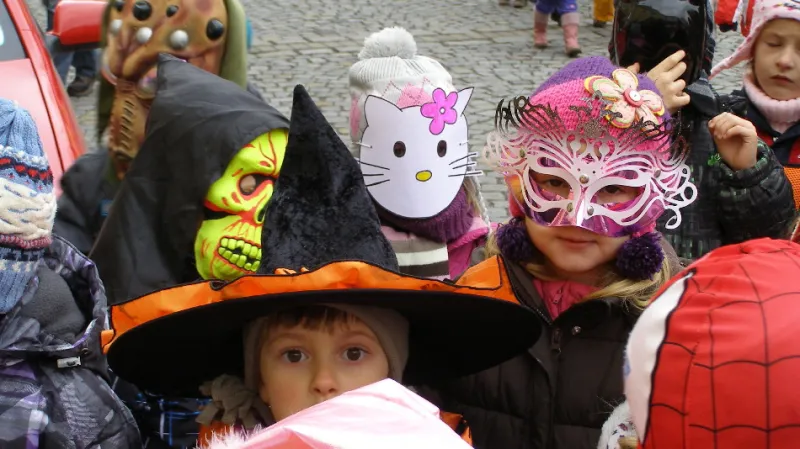 Z masopustu v Lounech