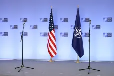 Kongres zakázal americkým prezidentům svévolně vyvést zemi z NATO