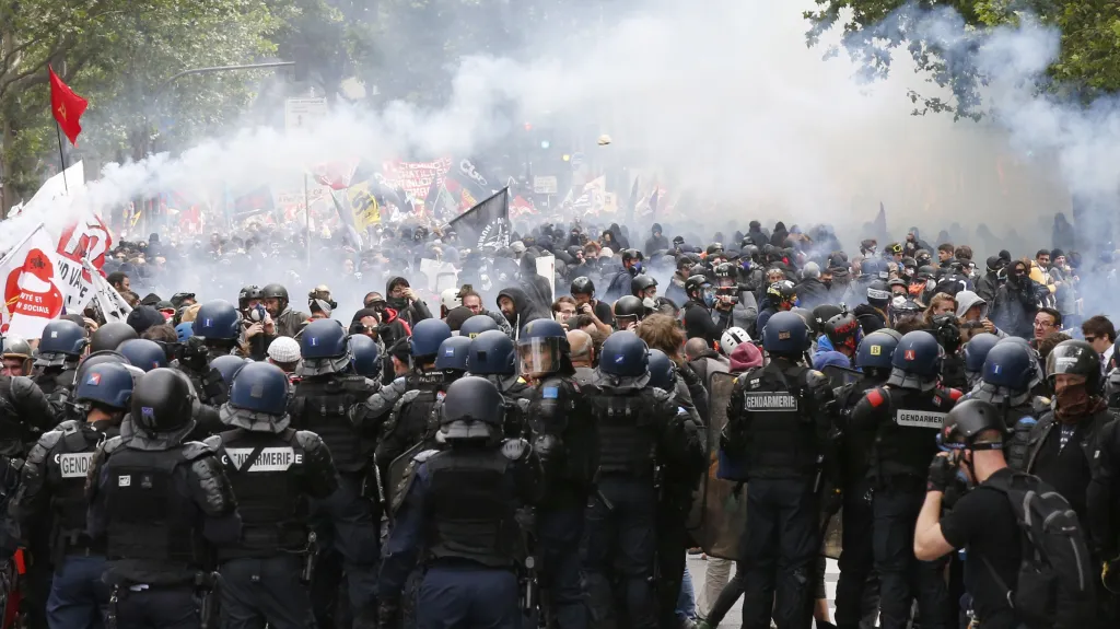 Demonstrace v Paříži