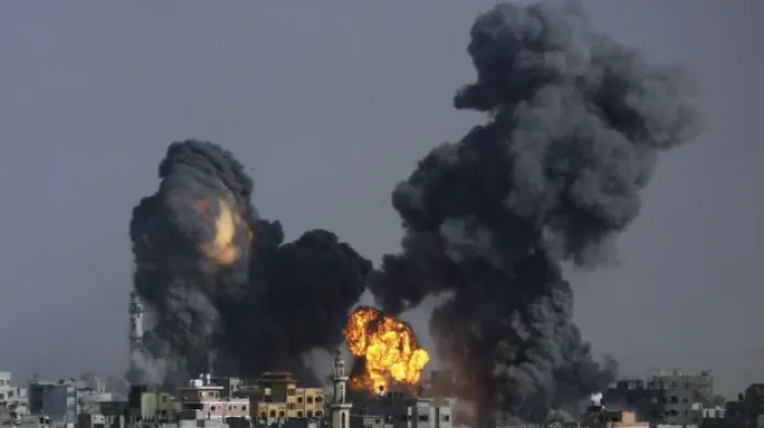 Počet mrtvých v Gaze přesáhl šest set