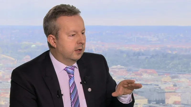 Ministr Brabec: Úložiště silou tlačit nechceme