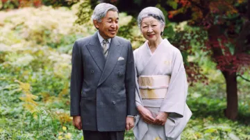 Japonský císař Akihito s chotí Mičiko