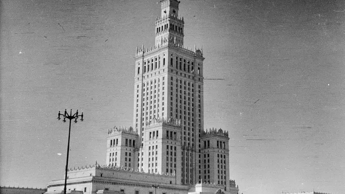 Palác kultury a vědy ve Varšavě (pohled na palác z roku 1960)