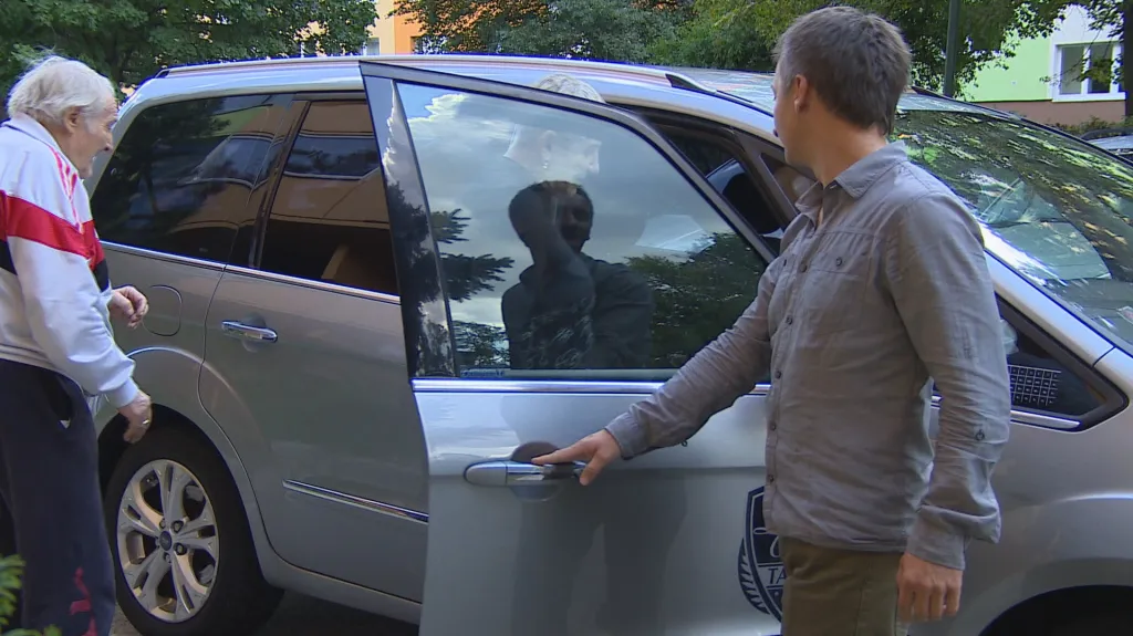 Službu senior taxi zavádějí další města