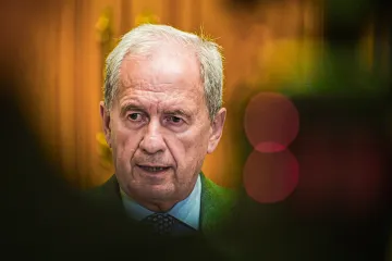 ÚS: Část zákona o platech státních zástupců byla neústavní