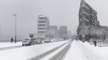 Zasněžený Amsterdam, 5. ledna 2026