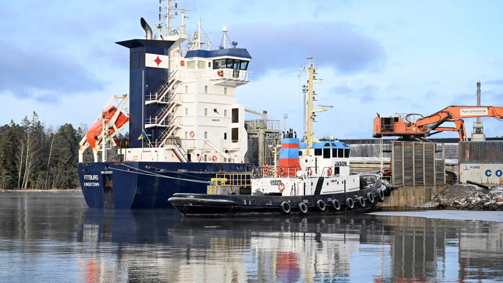 Loď Fitburg zadržená Finskem