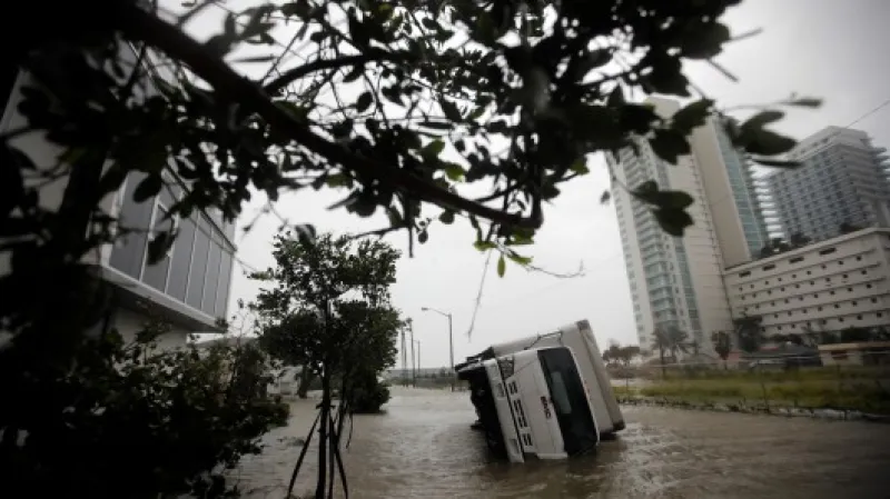 Následky hurikánu v Miami,  Autor: Carlos Barria,  Zdroj: Reuters