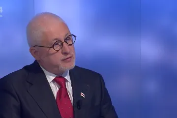 Stávky v továrnách zboří Lukašenkův režim, říká Bělorus Jandjuk