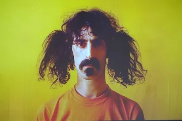 Recenze: Vážně s humorem. Orchestr Berg se vyzná v zappartu